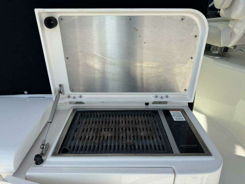 Pescador 37ft Pursuit Yacht For Sale