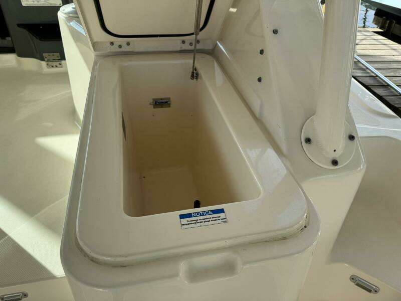 Pescador 37ft Pursuit Yacht For Sale