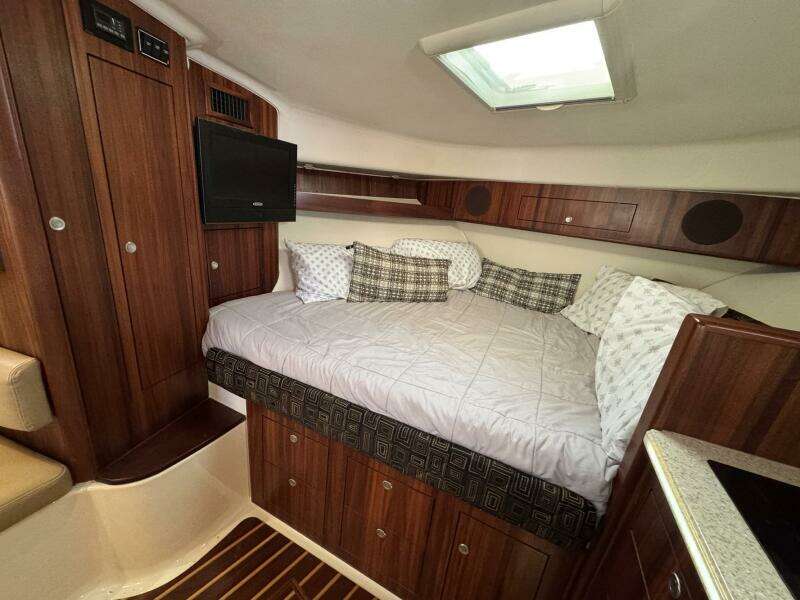 Pescador 37ft Pursuit Yacht For Sale