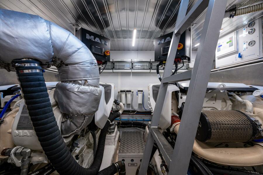 57' 2023 Astondoa AS5