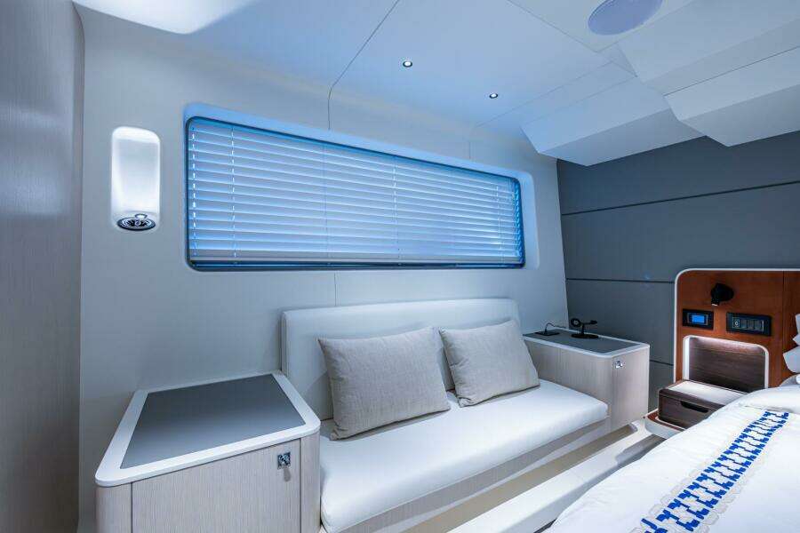 ALAMAR 57ft Astondoa Yacht For Sale