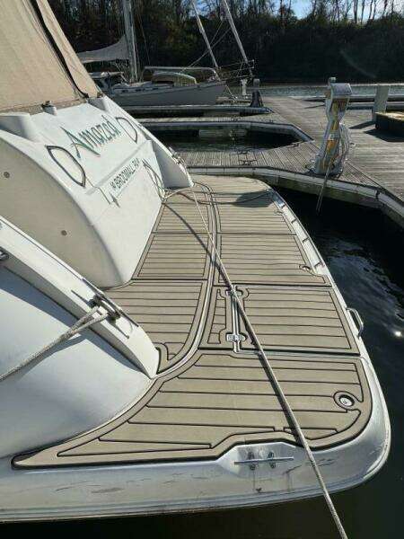 Amazed 42ft Cruisers Yacht For Sale