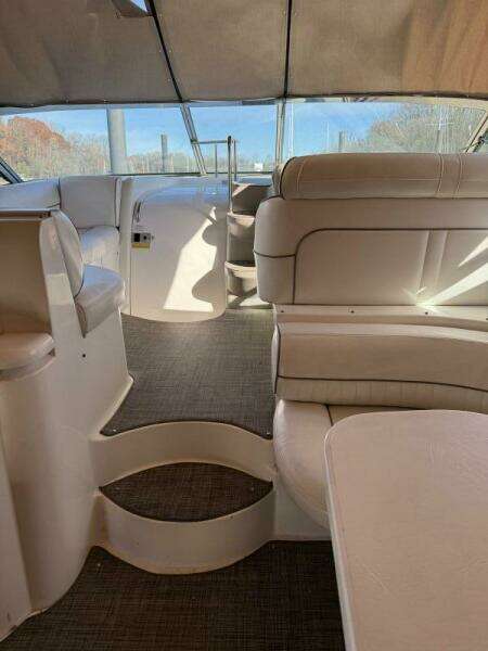 Amazed 42ft Cruisers Yacht For Sale