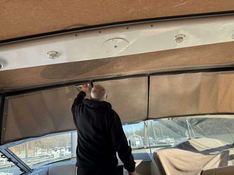 Amazed 42ft Cruisers Yacht For Sale