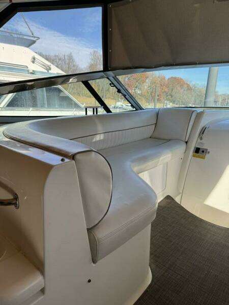 Amazed 42ft Cruisers Yacht For Sale