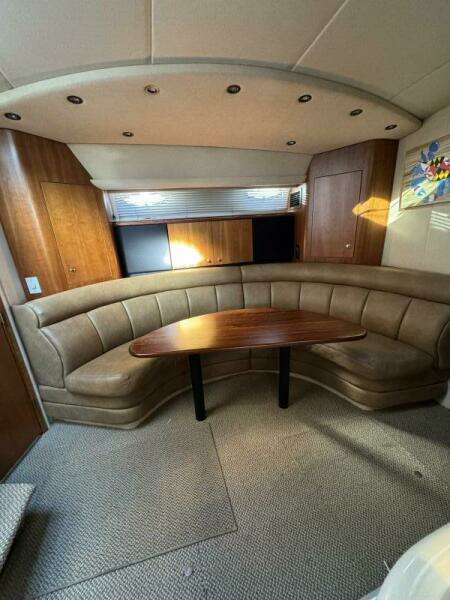 Amazed 42ft Cruisers Yacht For Sale