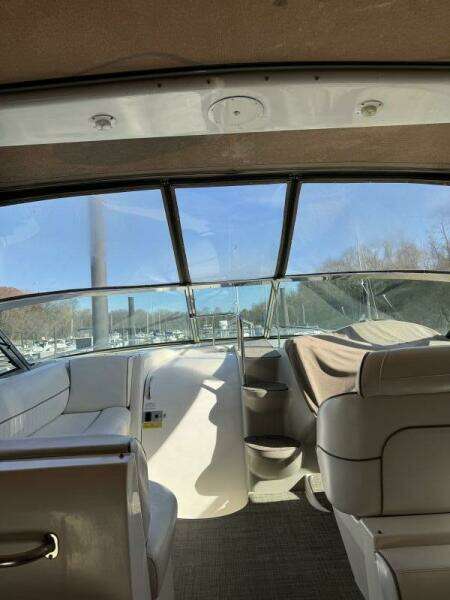 Amazed 42ft Cruisers Yacht For Sale