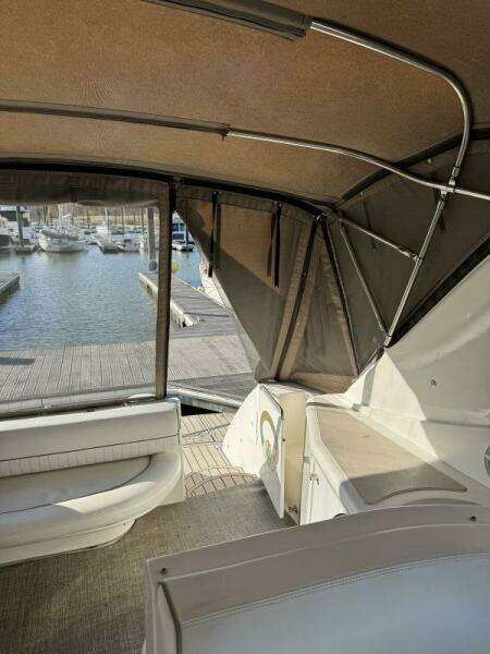 Amazed 42ft Cruisers Yacht For Sale