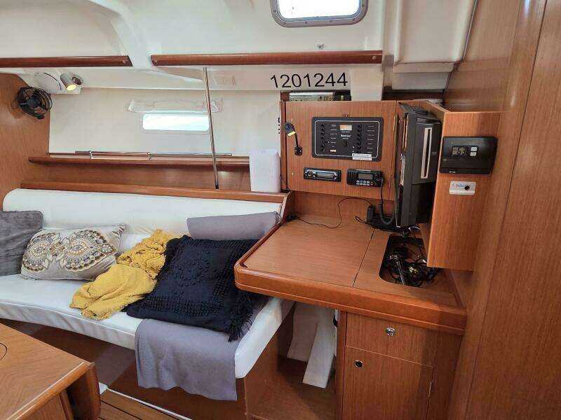 Nav Station & Settee