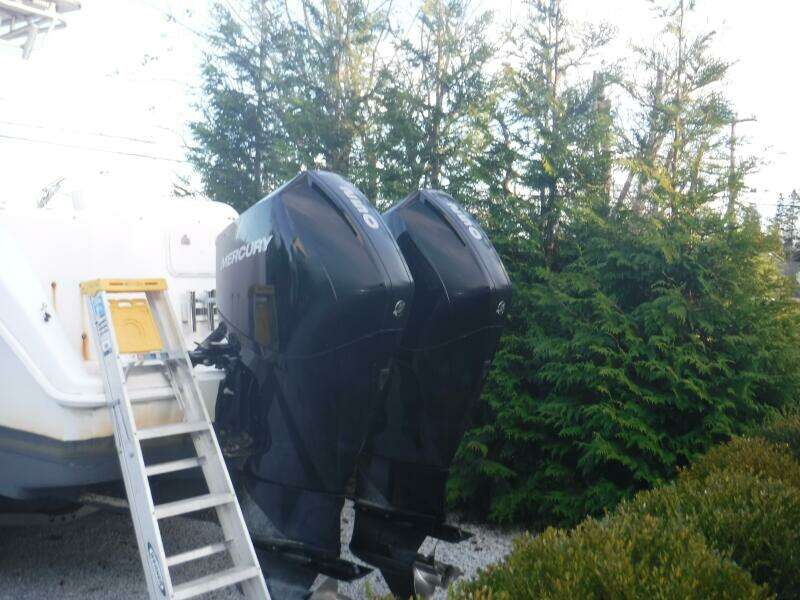 31ft Pro Line Yacht For Sale