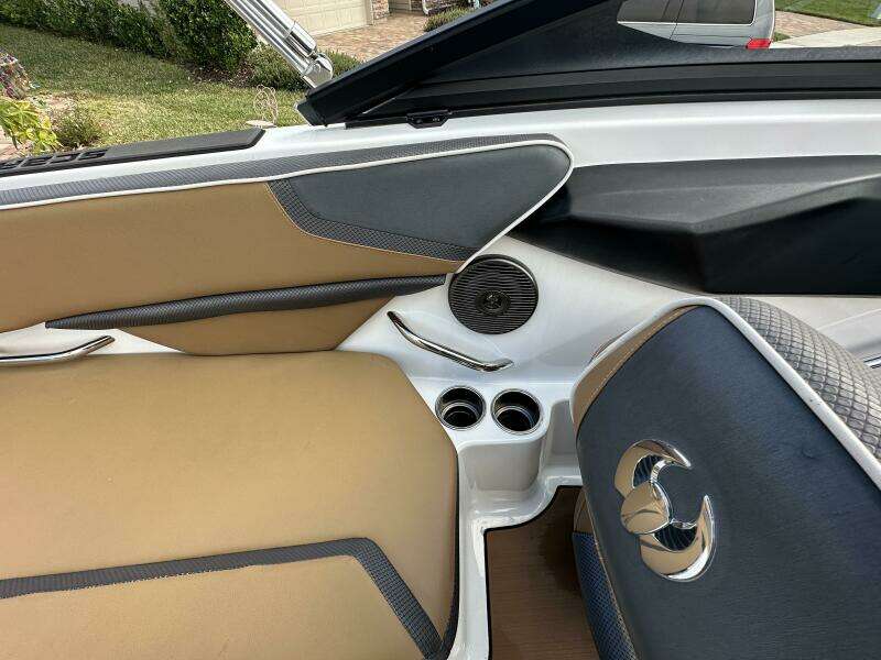 21ft Scarab Yacht For Sale