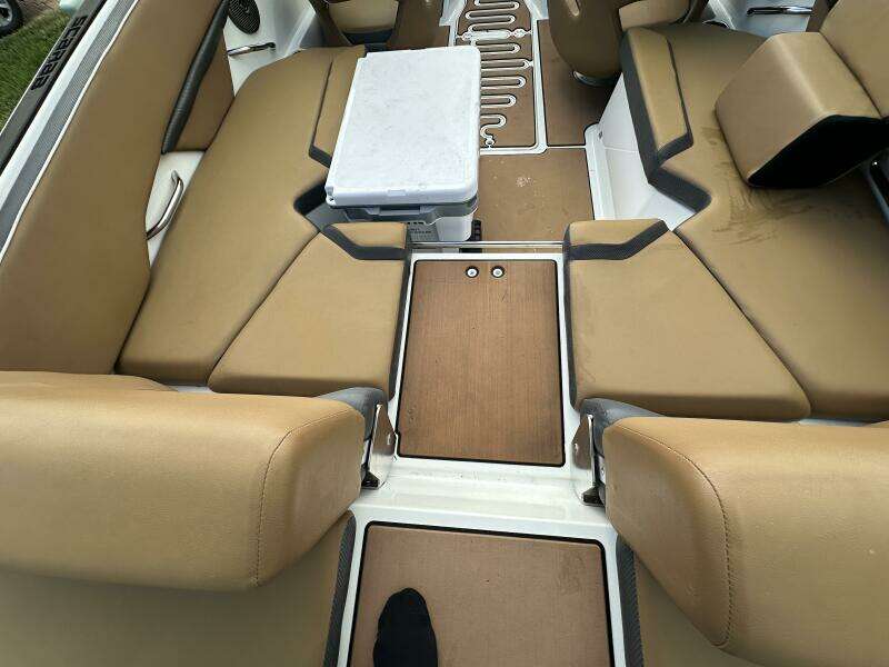 21ft Scarab Yacht For Sale