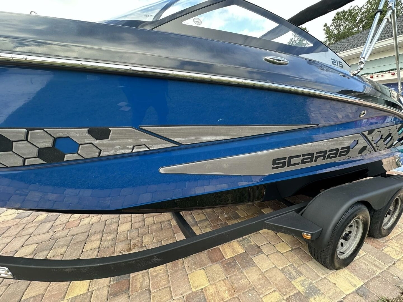 2021 Scarab 215