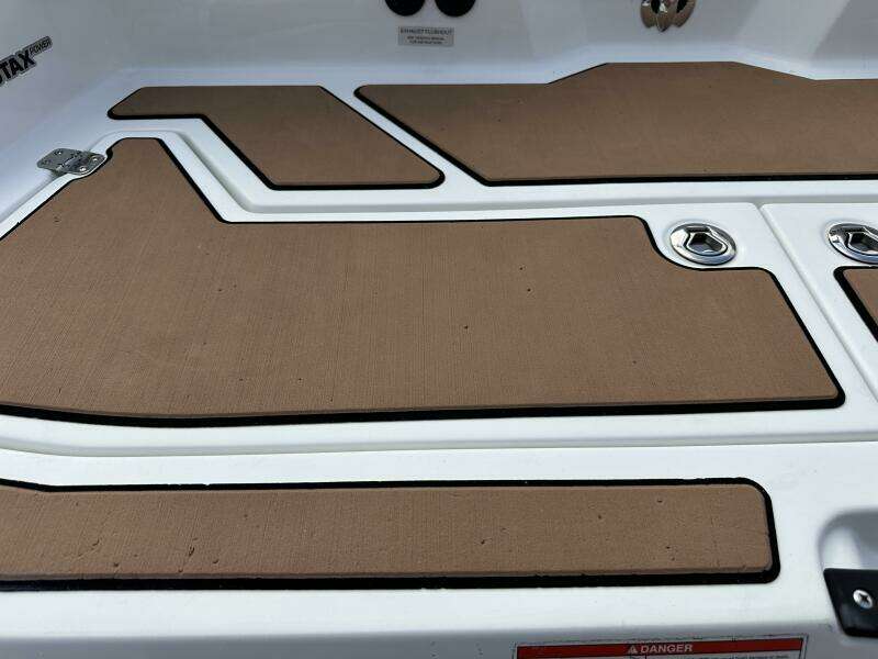 21ft Scarab Yacht For Sale