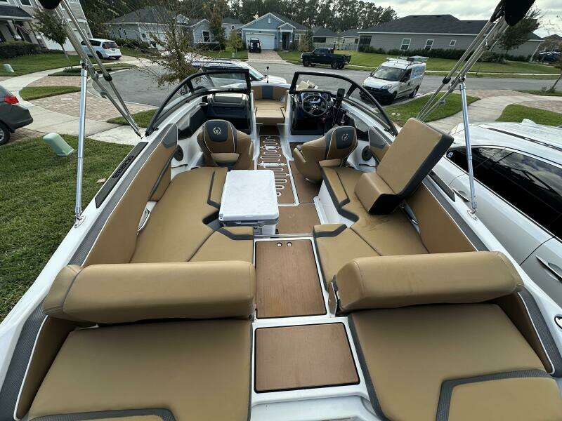 21ft Scarab Yacht For Sale