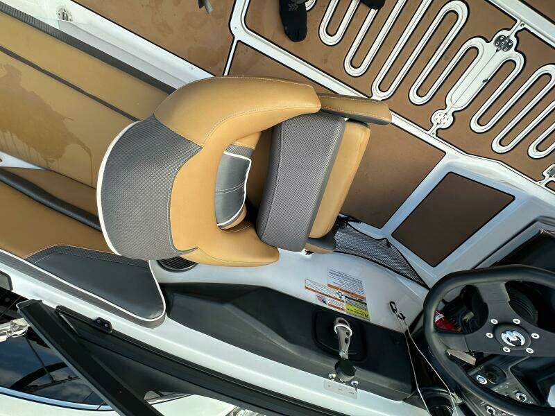 21ft Scarab Yacht For Sale