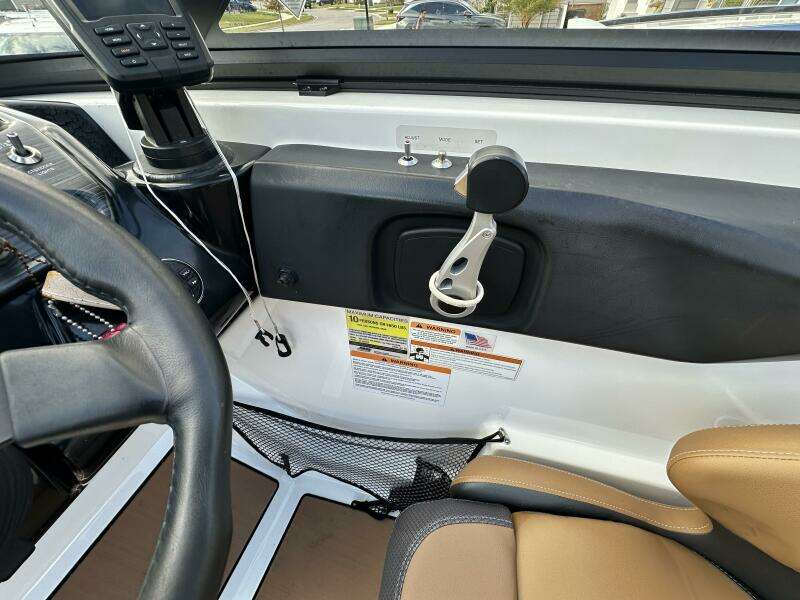 21ft Scarab Yacht For Sale