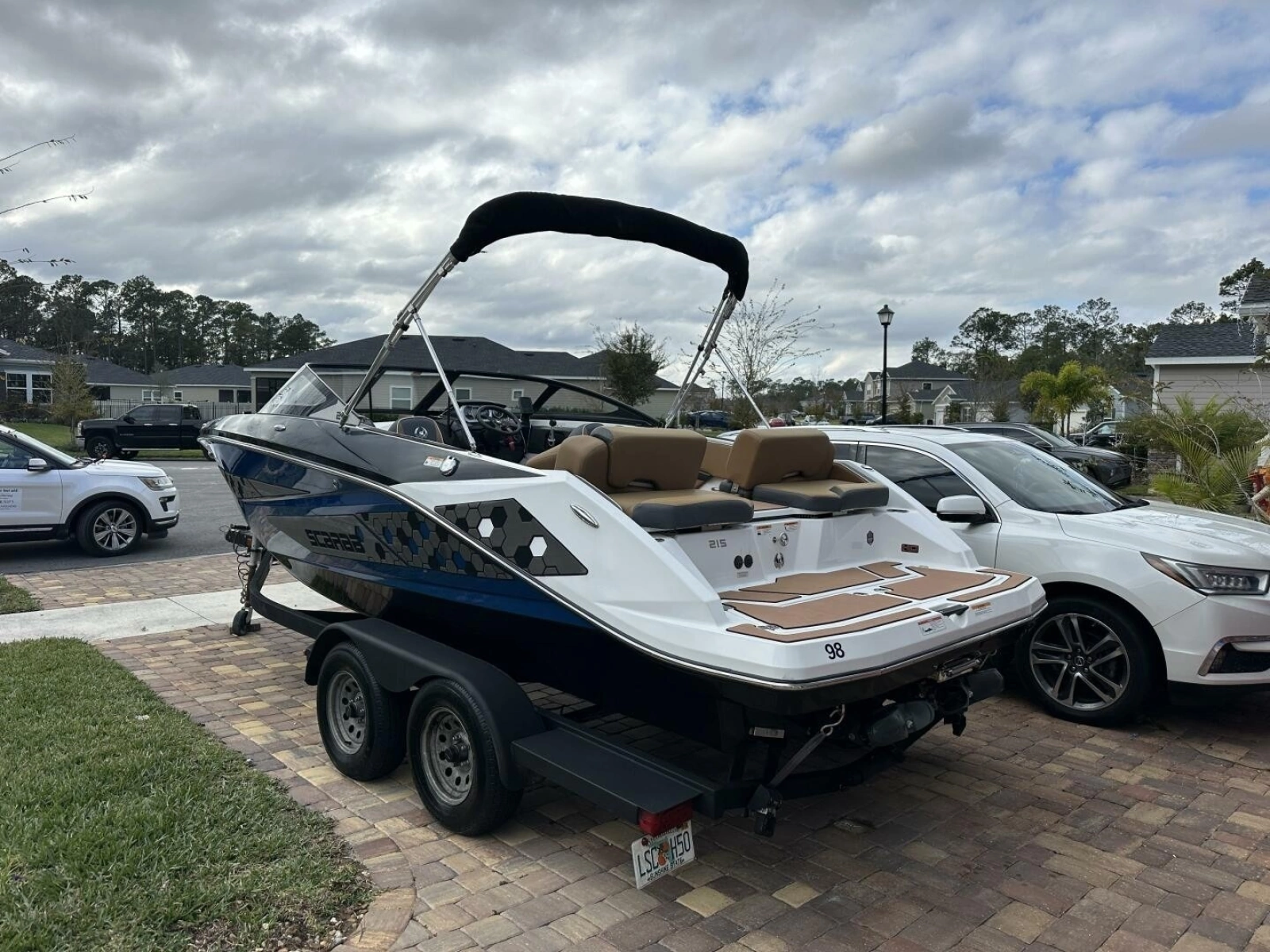 2021 Scarab 215