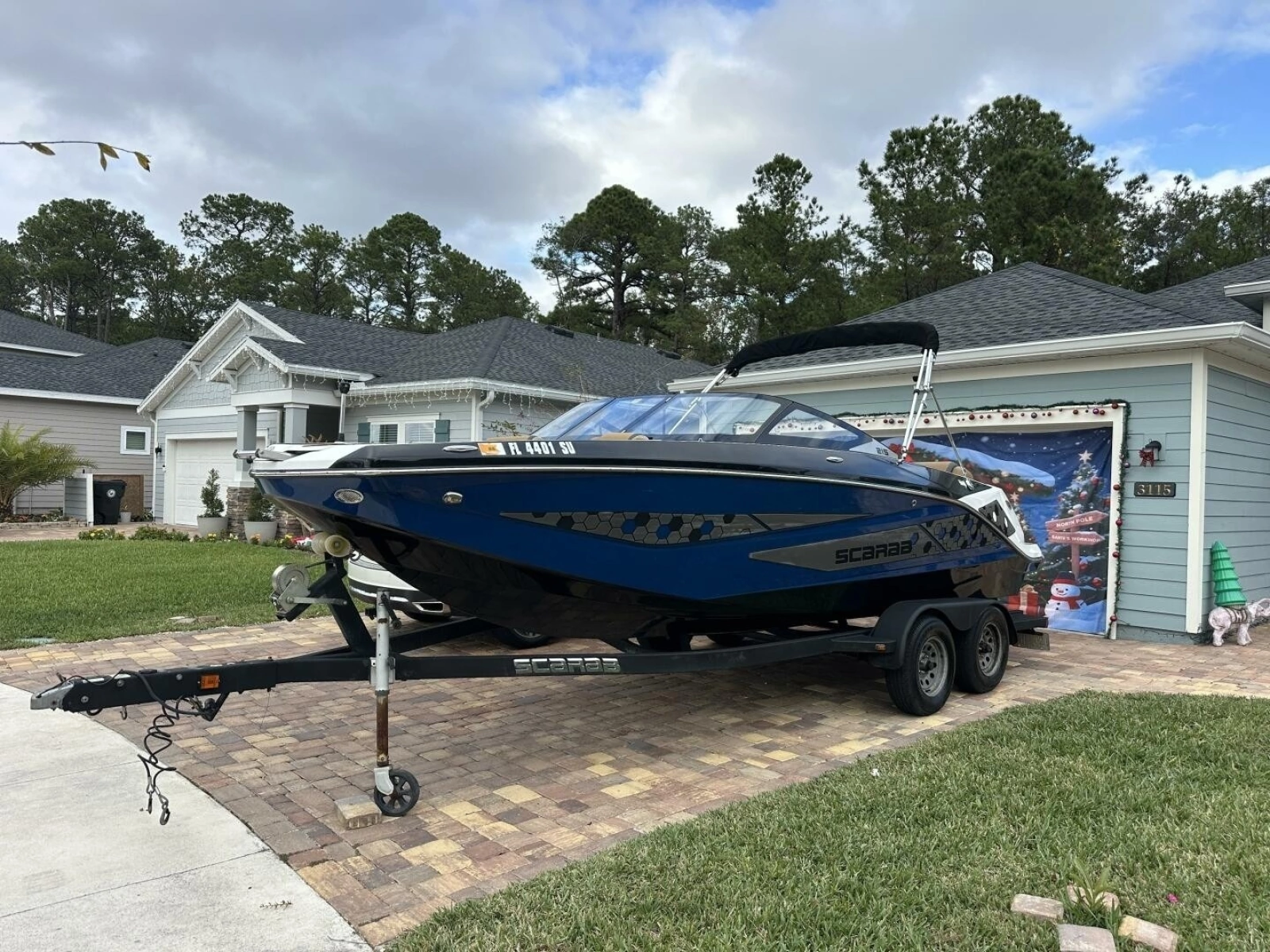 2021 Scarab 215
