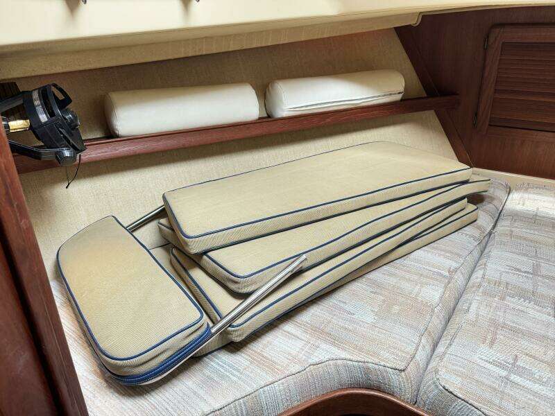 32ft Island Packet Yacht For Sale