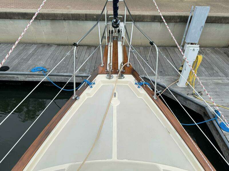 32ft Island Packet Yacht For Sale