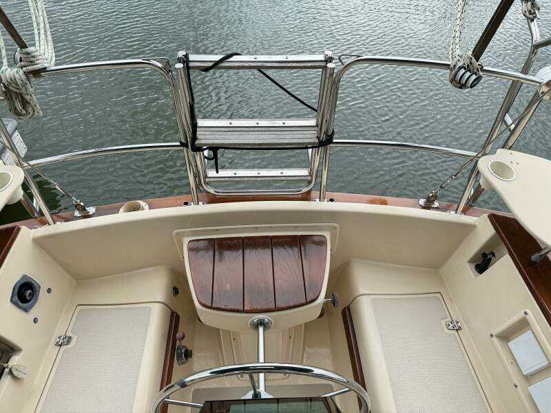 32ft Island Packet Yacht For Sale