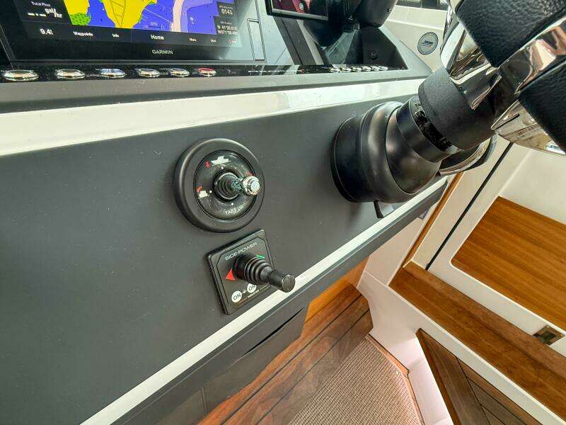 Andiamo 28ft Axopar Yacht For Sale