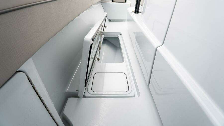 33ft Valhalla Boatworks Yacht For Sale