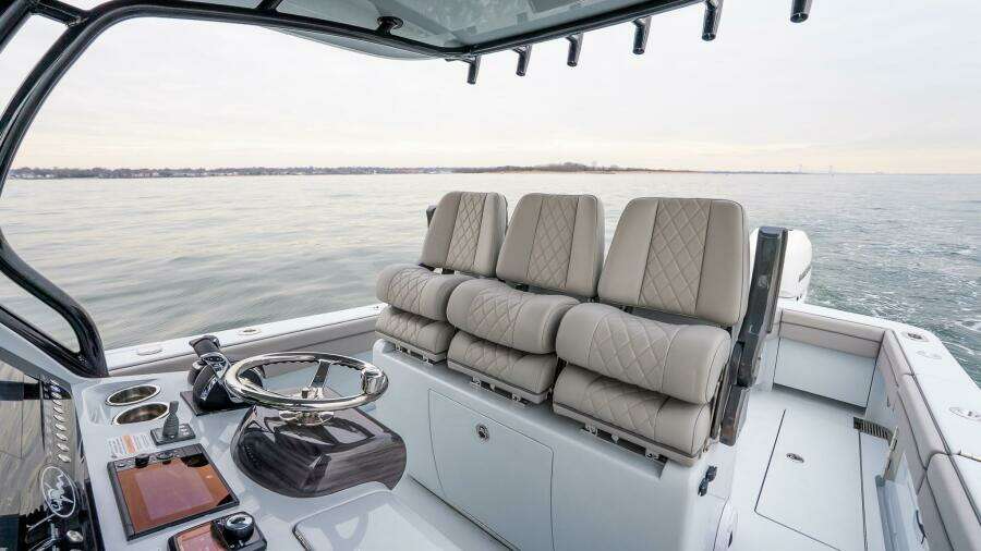 33ft Valhalla Boatworks Yacht For Sale