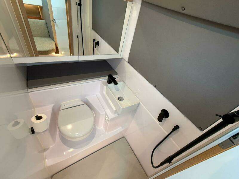 Freedom 45ft Axopar Yacht For Sale