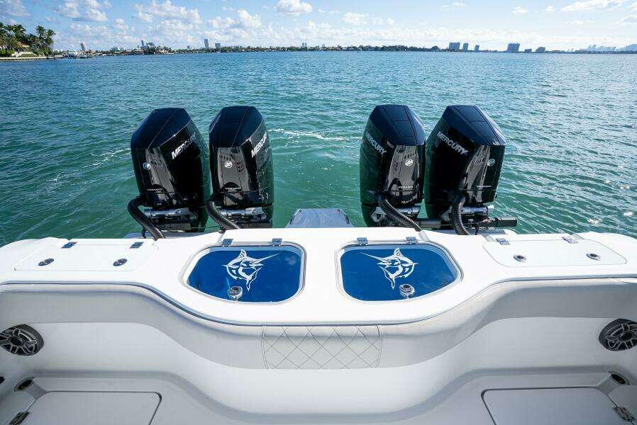 43ft Freeman Yacht For Sale