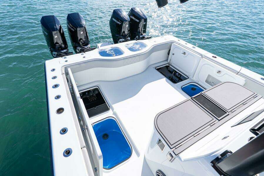 43ft Freeman Yacht For Sale