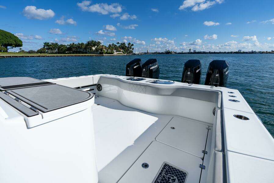 43ft Freeman Yacht For Sale