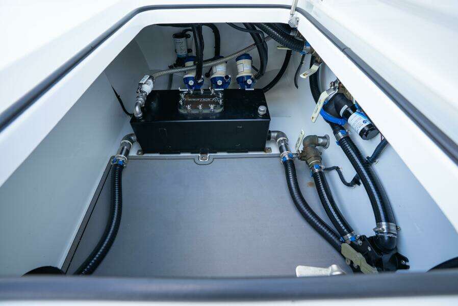 43ft Freeman Yacht For Sale