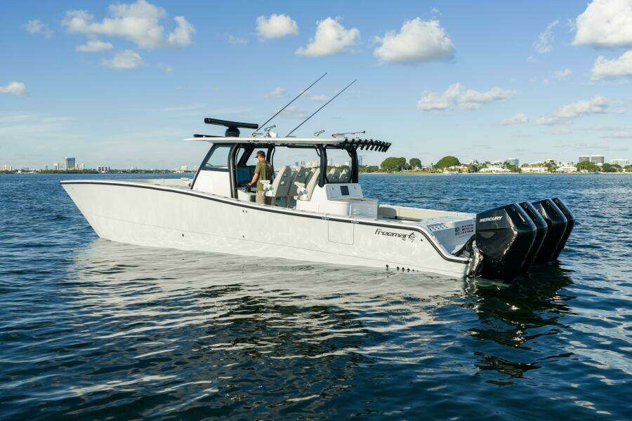 43ft Freeman Yacht For Sale