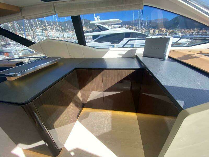 77ft Azimut Yacht For Sale