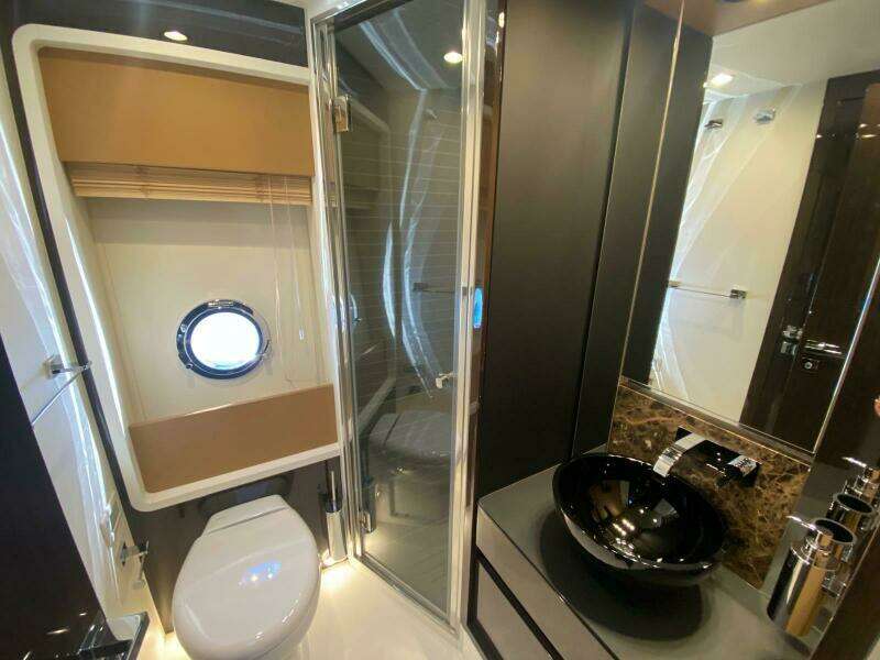 77ft Azimut Yacht For Sale