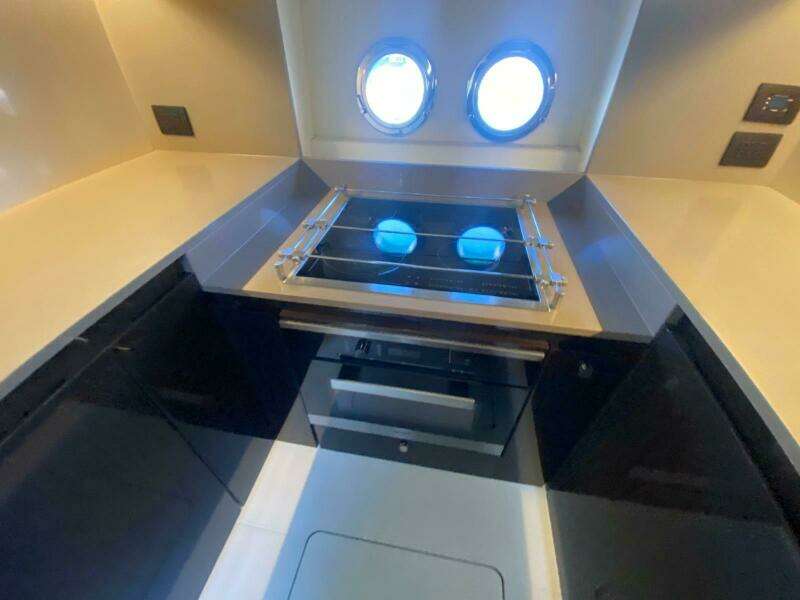 77ft Azimut Yacht For Sale