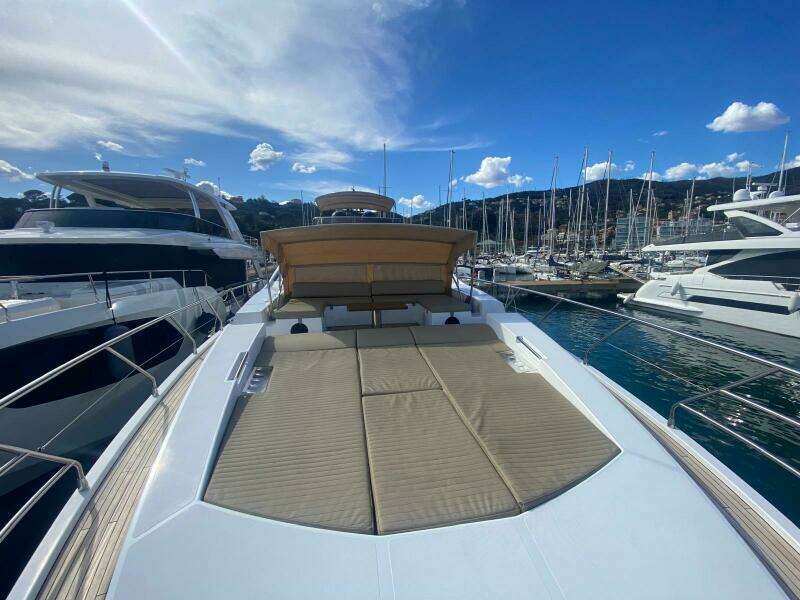77ft Azimut Yacht For Sale