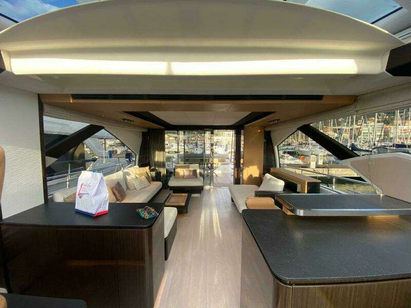 77ft Azimut Yacht For Sale