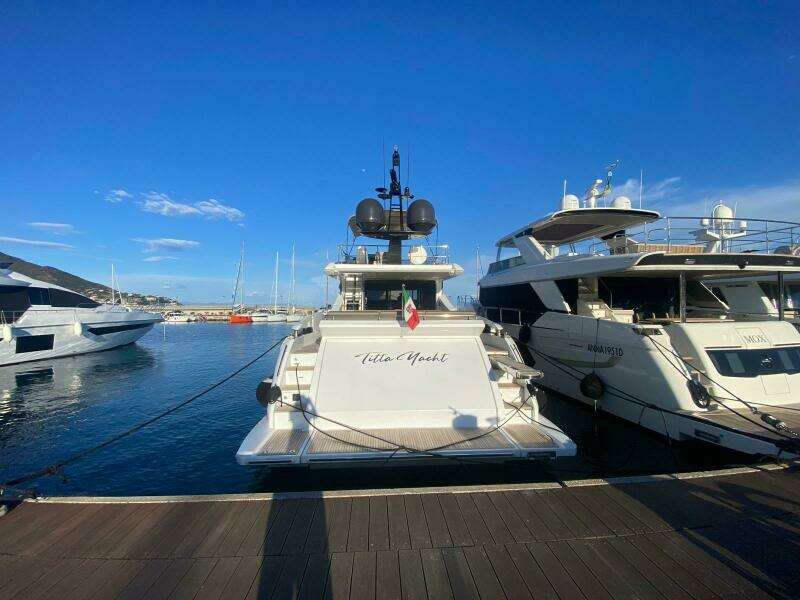 77ft Azimut Yacht For Sale