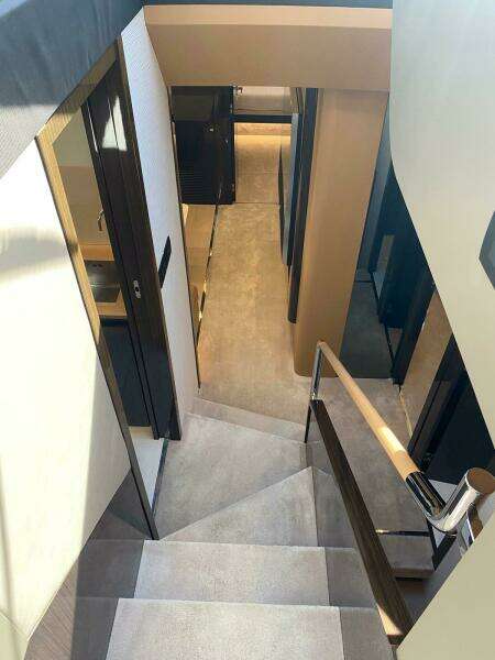 77ft Azimut Yacht For Sale