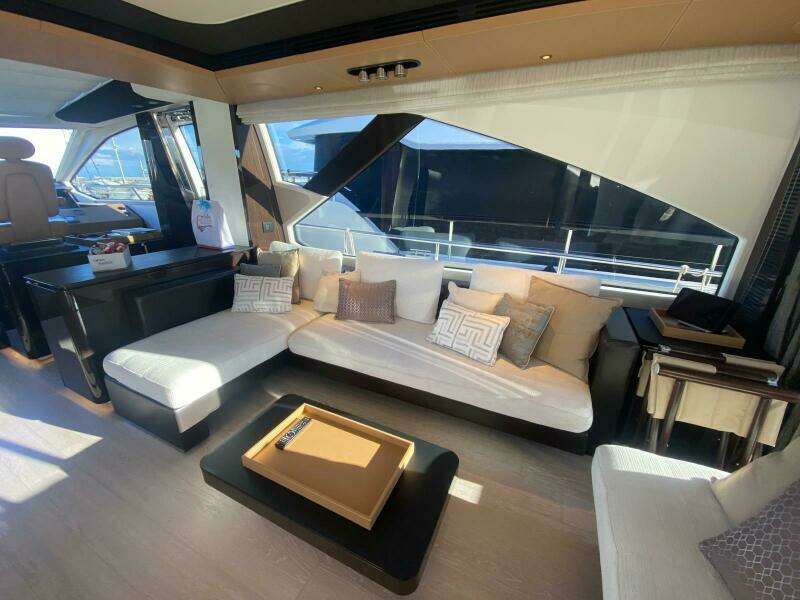 77ft Azimut Yacht For Sale