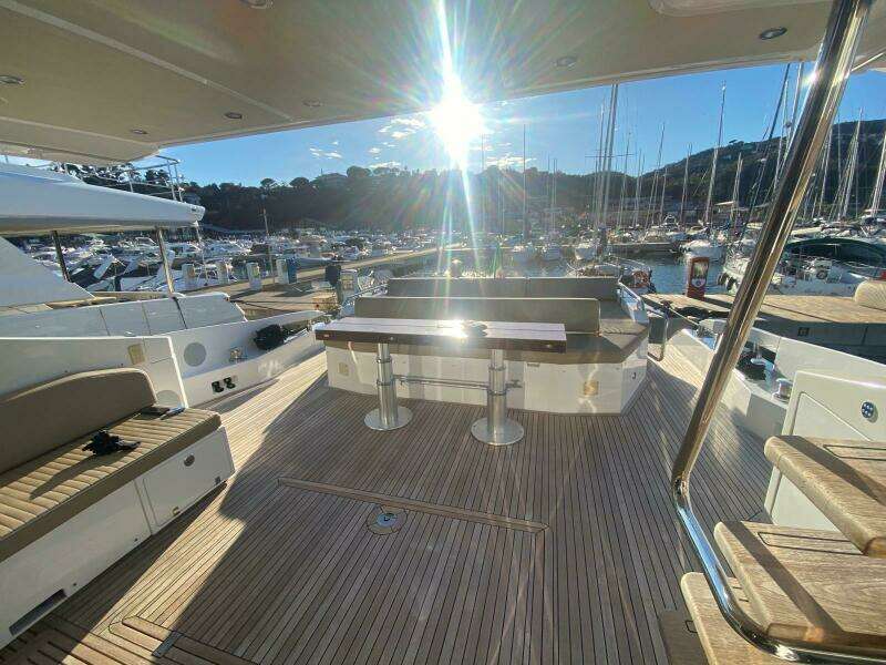 77ft Azimut Yacht For Sale