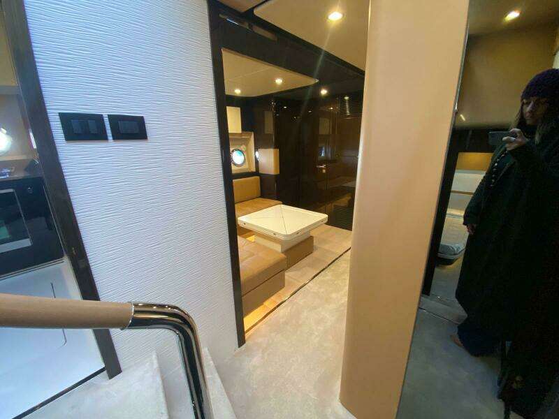 77ft Azimut Yacht For Sale