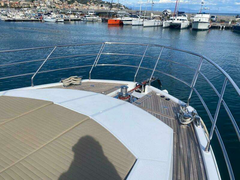 77ft Azimut Yacht For Sale