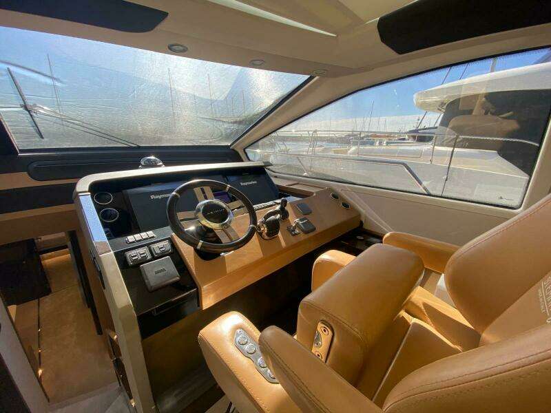 77ft Azimut Yacht For Sale