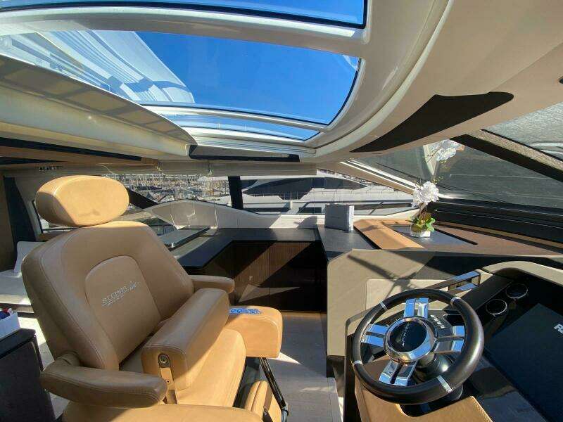 77ft Azimut Yacht For Sale