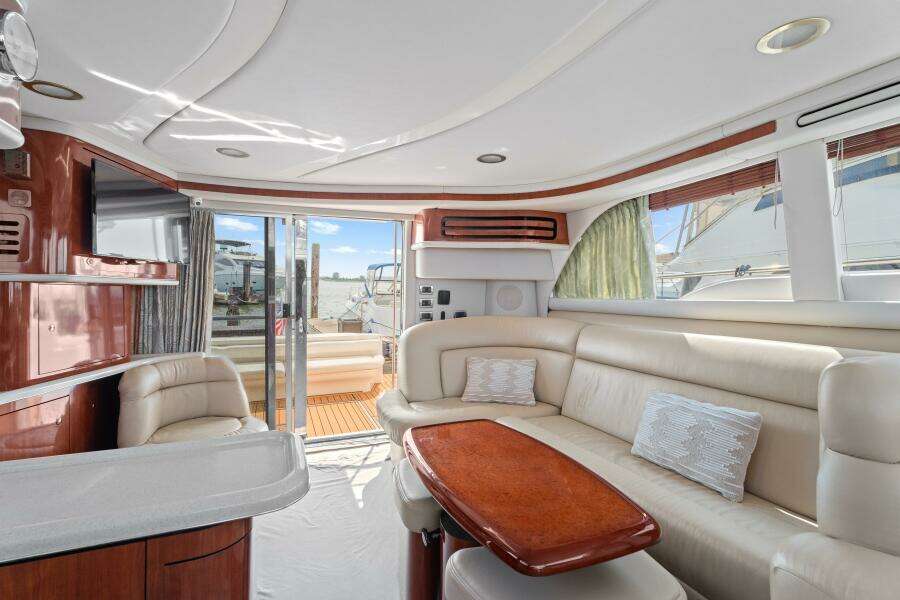 48ft Sea Ray Yacht For Sale