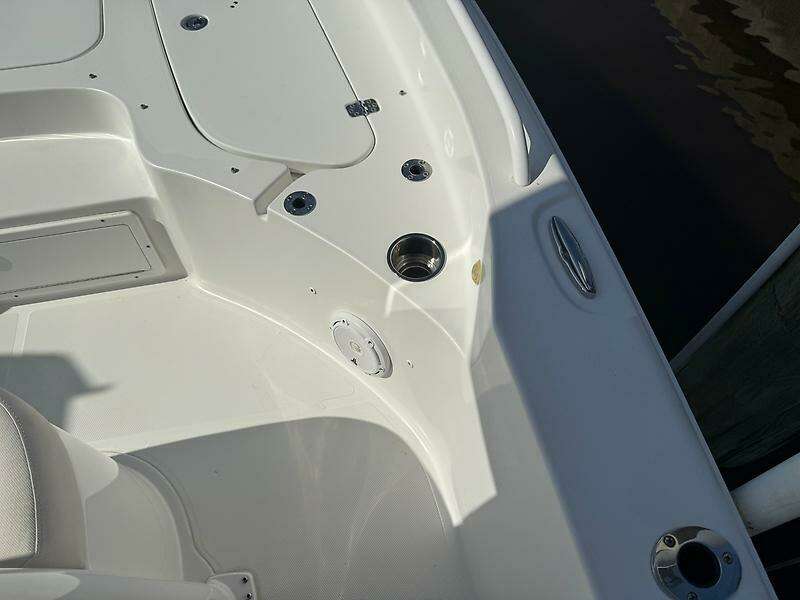 25ft Sea Hunt Yacht For Sale